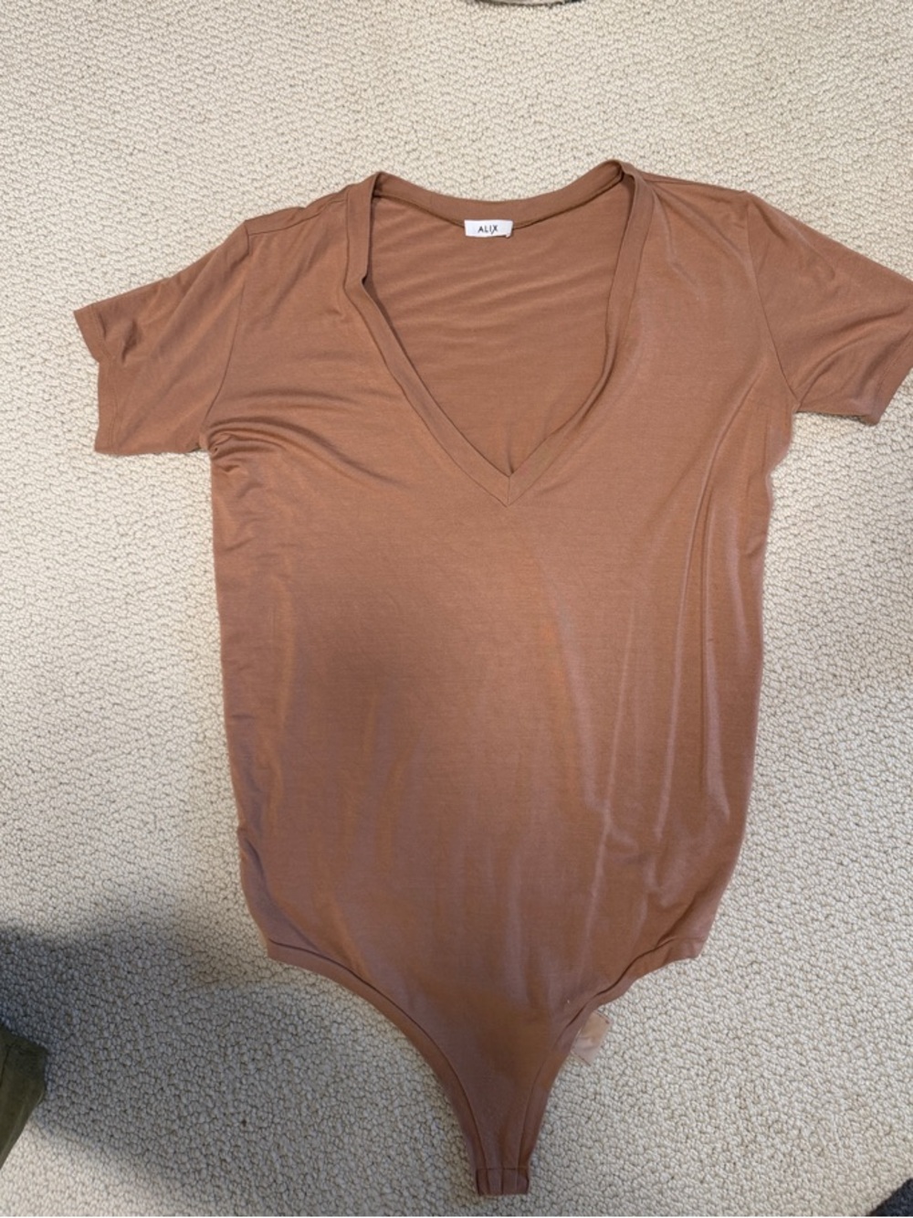 ALIX NYC  V-Neck Tee Bodysuit EUC sz Sm